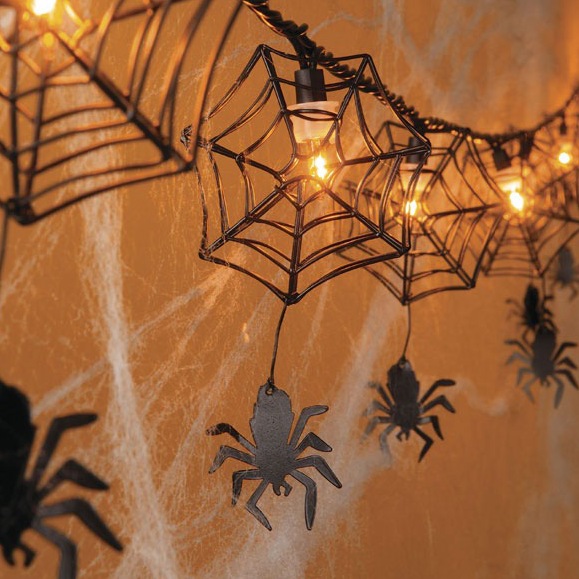 Spiderweb Halloween string lights