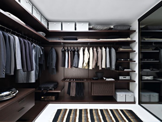 Modern closet - classic and timeless